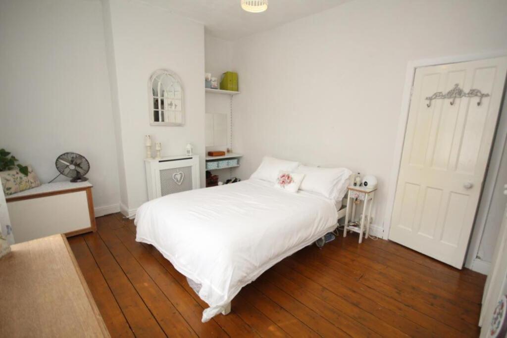 Perfect For Groups Holiday home Birmingham